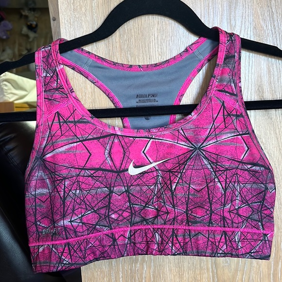 pink nike PRO racer back sports bra - Picture 1 of 5